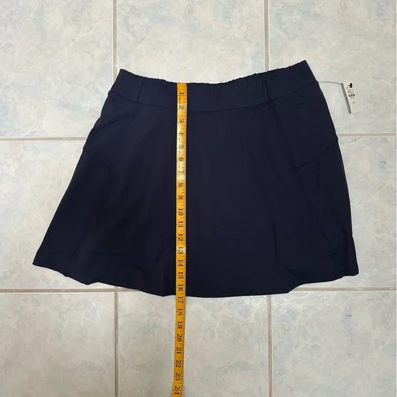 NWT Talbots Navy Blue A-Line Skort Size LP - Picture 4 of 7